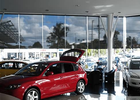 max-transparency-dealership-showroom